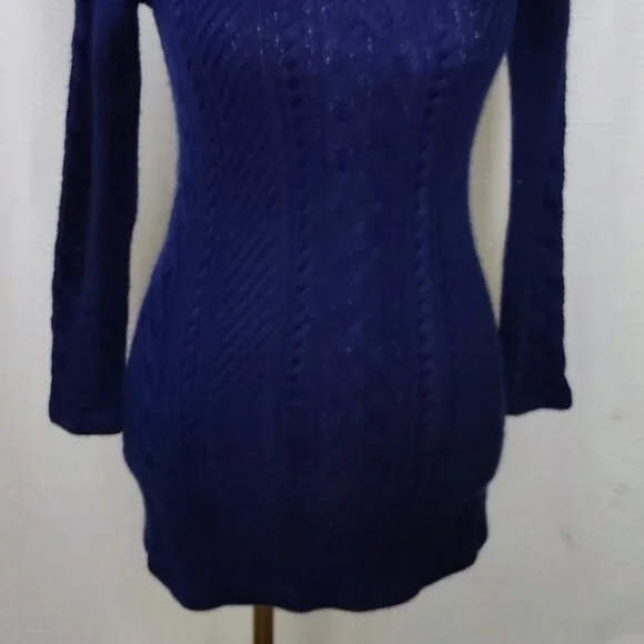 Blue cable knit sweater mini dress - Picture 3 of 14